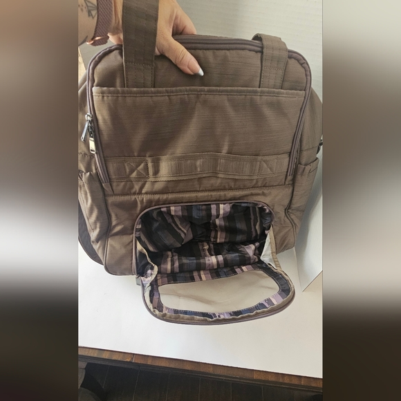 Lug‎ Bumper Overnight Duffle Bag - Picture 8 of 15